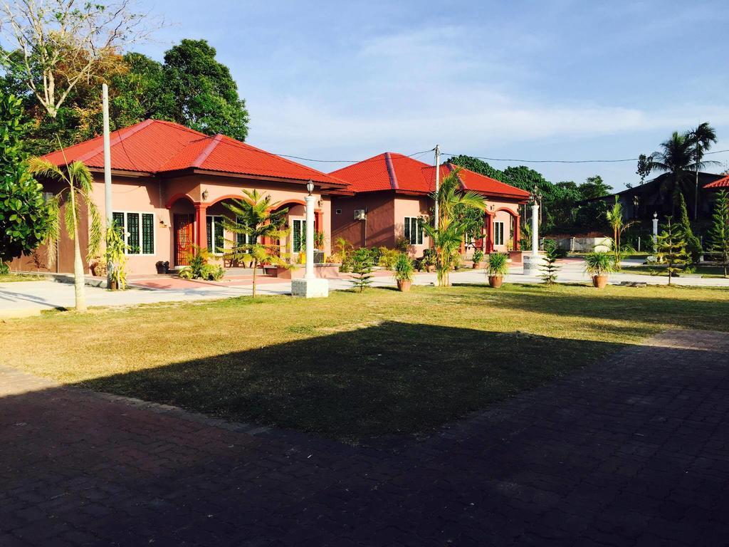 Harmony Guesthouse Sdn Bhd Padang Mat Sirat Bagian luar foto
