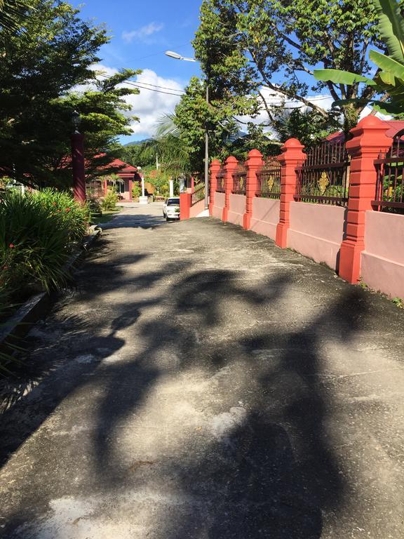 Harmony Guesthouse Sdn Bhd Padang Mat Sirat Bagian luar foto