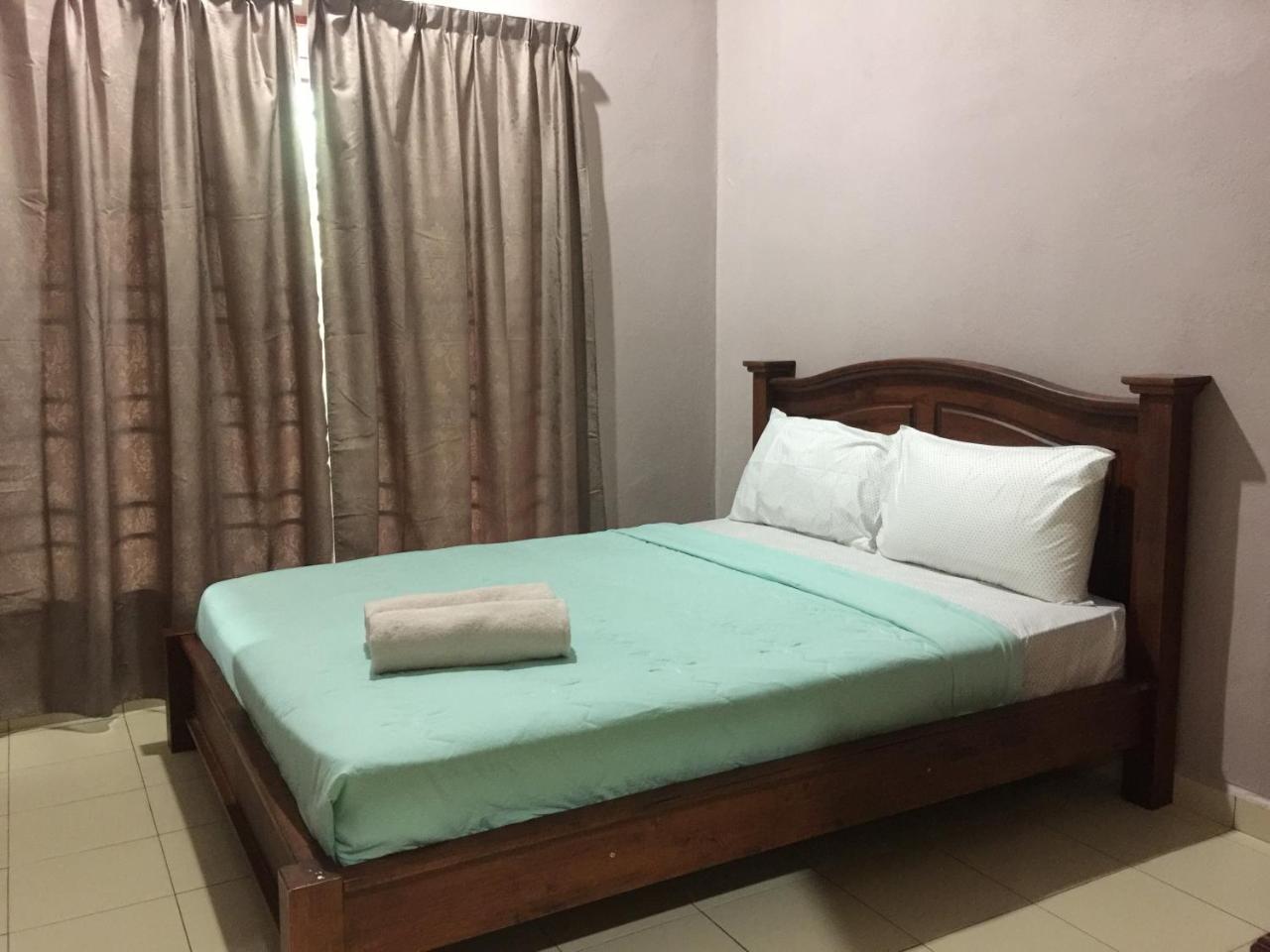 Harmony Guesthouse Sdn Bhd Padang Mat Sirat Bagian luar foto